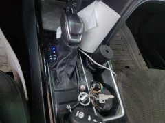 Toyota Camry Hybrid 2.0L HGVP Luxury - ფოტო 16