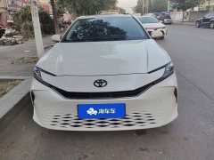 Toyota Camry Hybrid 2.0L HGVP Luxury - ფოტო 2