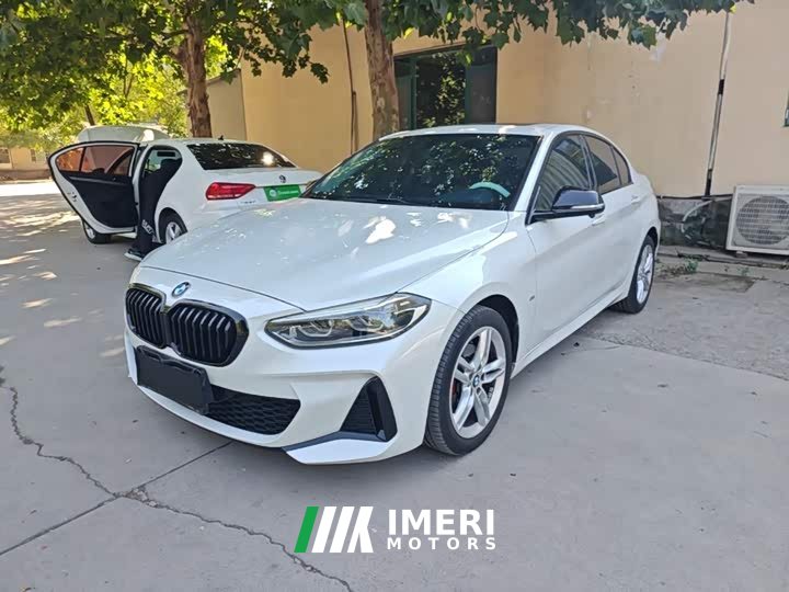 BMW 1 Series 2021 Facelift 120i M Sport Night Edition - ავტომობილი ჩინეთიდან