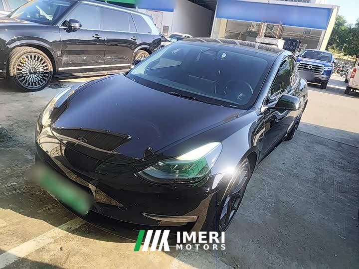Tesla Model 3 Performance All-Wheel Drive