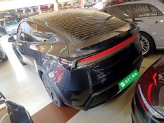 Tesla Model Y Rear-Wheel Drive - ფოტო 5
