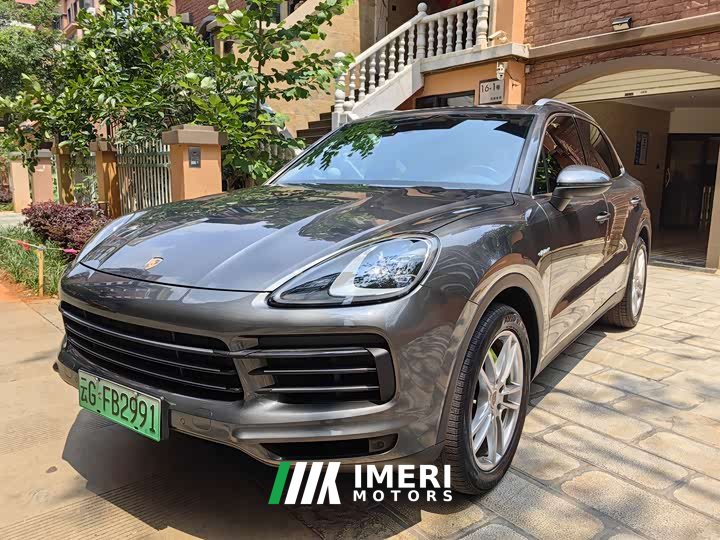 Porsche Cayenne New Energy Cayenne E-Hybrid 2.0T Platinum Edition