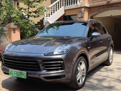 Porsche Cayenne New Energy 2022 Cayenne E-Hybrid 2.0T Platinum Edition - ფოტო 11