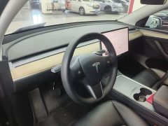 Tesla Model Y Rear-Wheel Drive - ფოტო 10