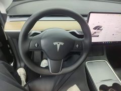 Tesla Model Y Rear-Wheel Drive - ფოტო 11