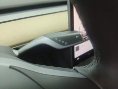 Tesla Model Y Rear-Wheel Drive - ფოტო 14
