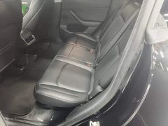 Tesla Model Y Rear-Wheel Drive - ფოტო 17