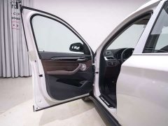 BMW X1 sDrive25Li Leading Edition - ფოტო 12