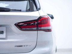 BMW X1 sDrive25Li Leading Edition - ფოტო 17