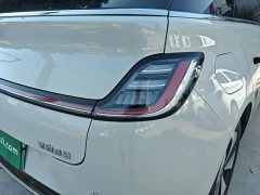 Baojun Yunduo 2023 460 Max - ფოტო 8