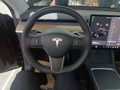 Tesla Model Y Standard Range RWD - ფოტო 11