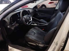 Hyundai Elantra 2022 1.5L CVT GLX Elite - ფოტო 15