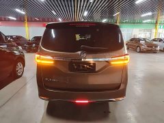 Buick GL8 Land Business Class 652T Comfort - ფოტო 6