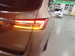 Buick GL8 Land Business Class 652T Comfort - ფოტო 8