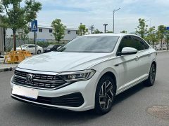 Volkswagen Sagitar 300TSI DSG Flying Edition - ფოტო 1
