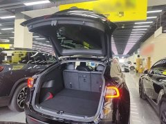 Tesla Model Y Standard Range RWD - ფოტო 19