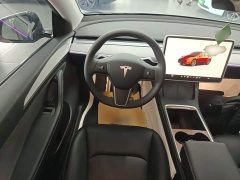 Tesla Model Y Rear-Wheel Drive - ფოტო 11