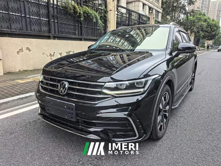 Volkswagen Tiguan L 330TSI Automatic FWD R-Line Comfort Edition