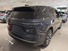 NIO ES8 75kWh Executive - ფოტო 7