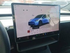 Tesla Model Y Rear-Wheel Drive - ფოტო 13