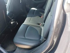 Tesla Model Y Rear-Wheel Drive - ფოტო 17
