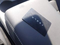 Tesla Model Y Rear-Wheel Drive - ფოტო 9