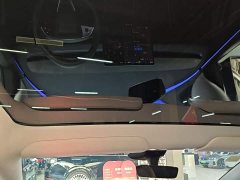 Tesla Model Y Rear-Wheel Drive - ფოტო 18