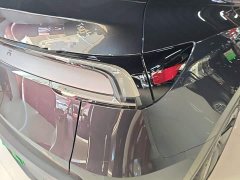 Tesla Model Y Rear-Wheel Drive - ფოტო 8