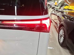 Buick GL8 New Energy Luushang Advance Edition - ფოტო 8