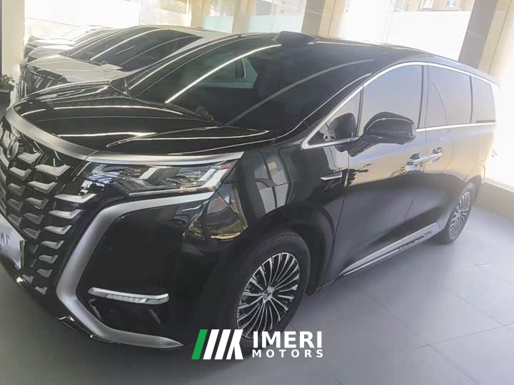 Denza D9 DM-i Smart Drive 1020 AWD Luxury