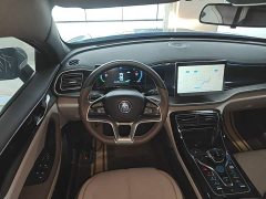 BYD Qin PLUS Glory Edition EV 510KM Leading - ფოტო 11