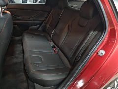Hyundai Elantra 240TGDi DCT LUX Luxury Edition - ფოტო 17