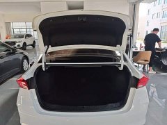 Buick Excelle Pro Comfort Edition - ფოტო 19