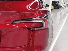 Tesla Model 3 Rear-Wheel Drive - ფოტო 8