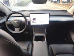 Tesla Model Y Rear-Wheel Drive - ფოტო 10