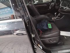 Toyota Highlander 2.0T AWD Premium 7-Seater - ფოტო 20