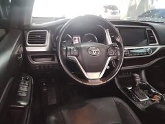 Toyota Highlander 2.0T AWD Premium 7-Seater - ფოტო 7