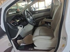 Buick GL8 Land Official Business Class 652T Comfort Edition - ფოტო 15