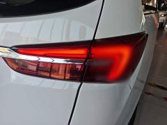 Buick GL8 Land Official Business Class 652T Comfort Edition - ფოტო 8