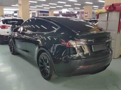 Tesla Model Y Standard Range RWD - ფოტო 5