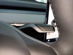 Tesla Model Y Rear-Wheel Drive - ფოტო 14