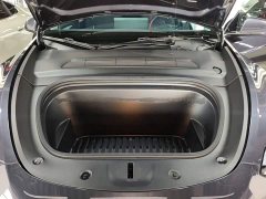 Tesla Model Y Rear-Wheel Drive - ფოტო 20