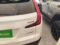Cadillac XT4 28T FWD Fashion Edition - ფოტო 8