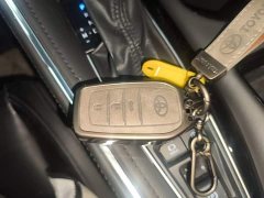Toyota Camry 2.0L Base - ფოტო 17