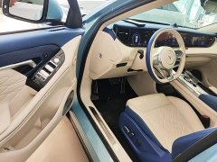 Voyah Lantu FREE Four-Wheel Drive Standard Extended Range Exclusive Luxury Package - ფოტო 16