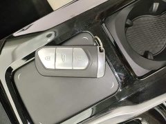 Voyah Lantu FREE Four-Wheel Drive Standard Extended Range Exclusive Luxury Package - ფოტო 9