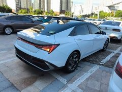 Hyundai Elantra 2023 1.5L CVT Luxury - ფოტო 7