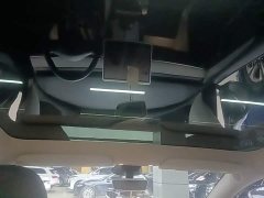 Tesla Model Y Rear-Wheel Drive - ფოტო 18