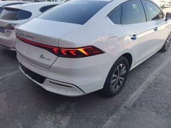 BYD Qin PLUS Glory Edition DM-i 55KM Leading - ფოტო 8