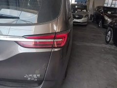 Buick GL8 2023 Land Business Class Comfort Edition - ფოტო 8